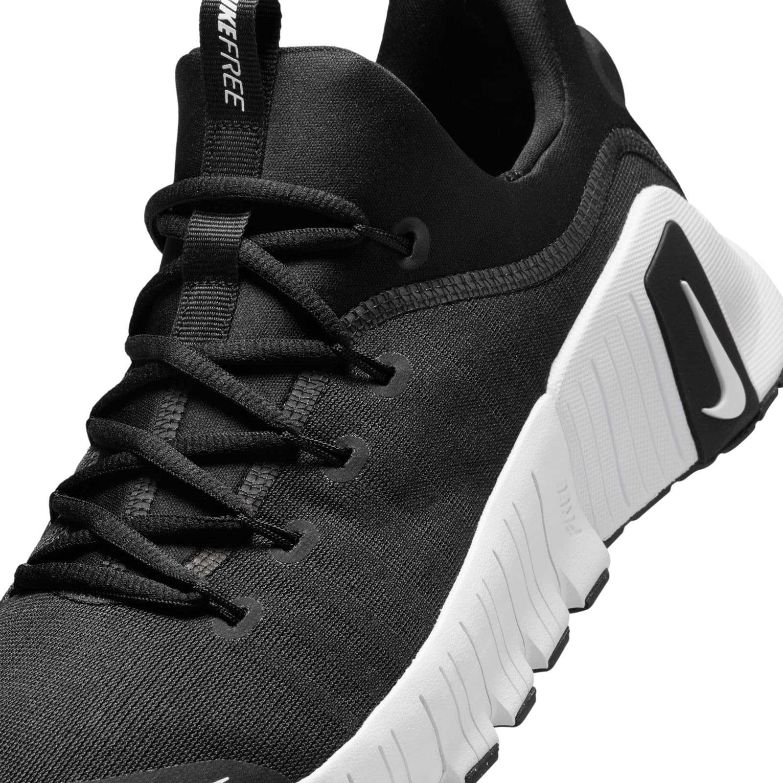 Nike Women's Free Metcon 6 Black/White 8 Medium