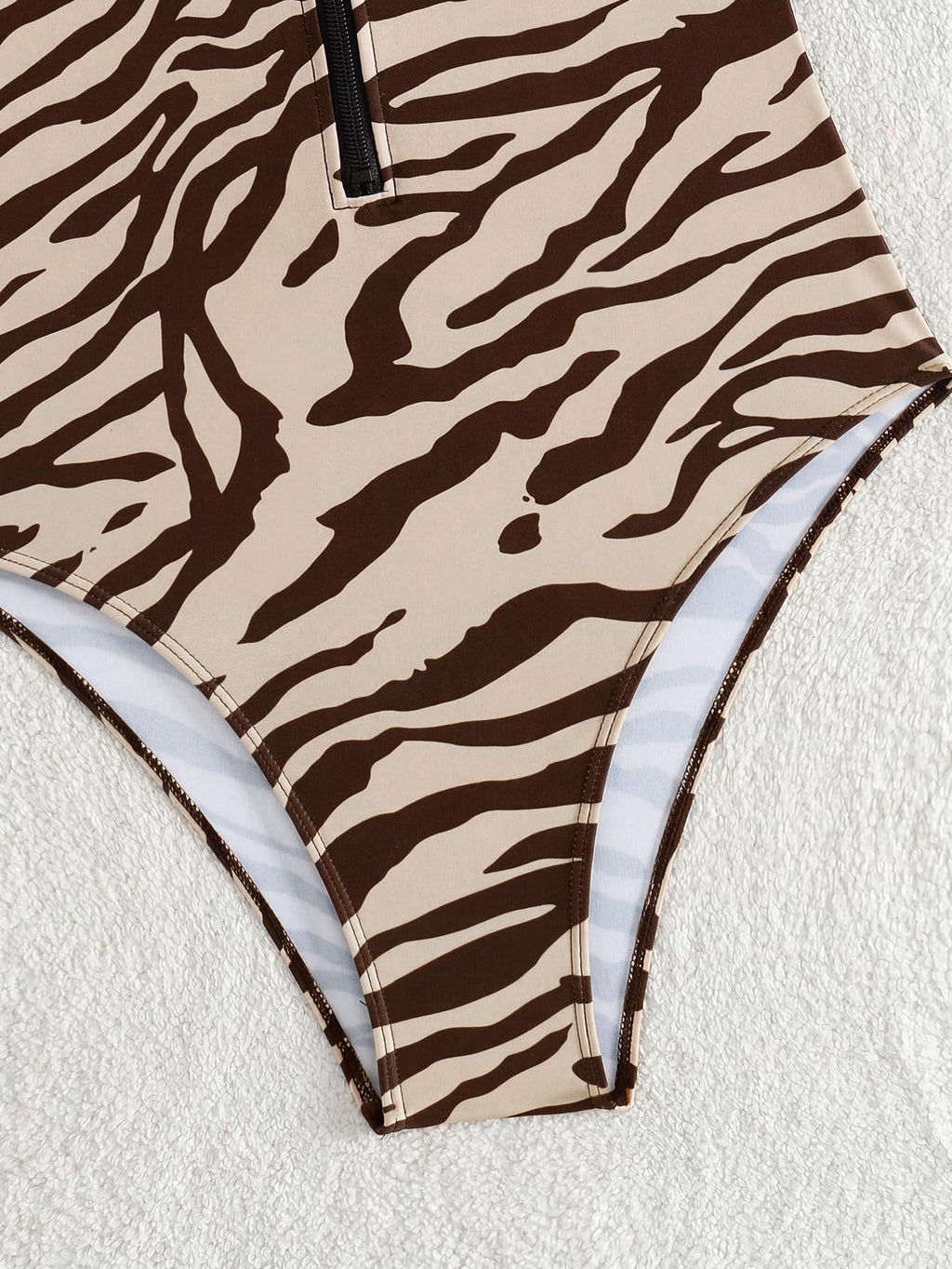 WDIRARA Women's One Piece Swimsuit Zebra Striped Bathing Suits Zip Front Sleeveless Swimwear Brown Large