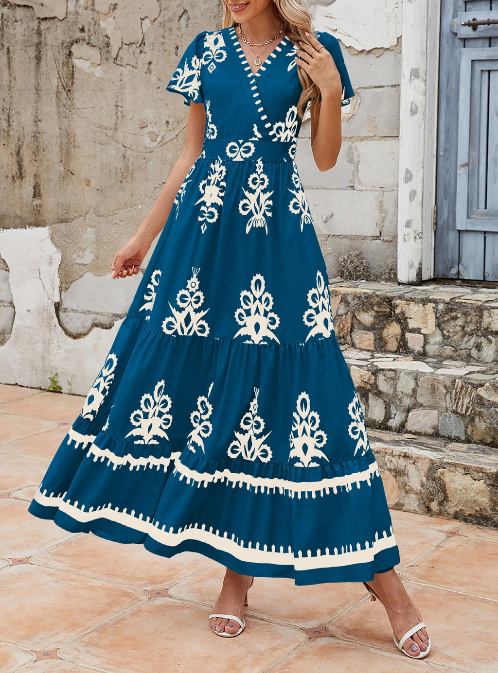 PRETTYGARDEN Womens 2026 Summer Casual V Neck Boho Maxi Dress Flowy Aline Bell Sleeve Tiered Floral Dresses with Pocket (Floral Lake Blue White,XX-Large)