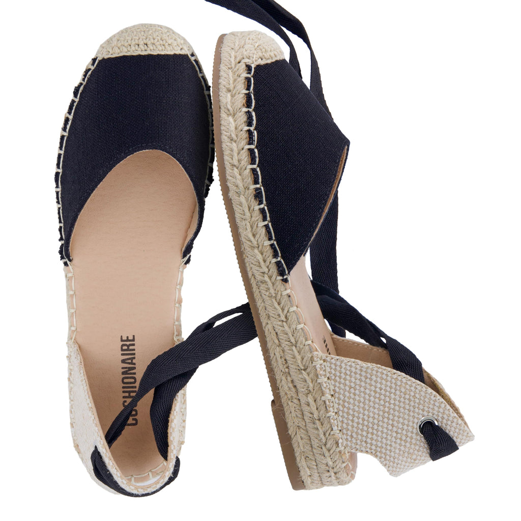 CUSHIONAIRE Talisa Espadrilles for Women, Closed Toe Wedge Sandal with Elastic Ankle Strap and Jute Wrapped Sole, BLACK 11