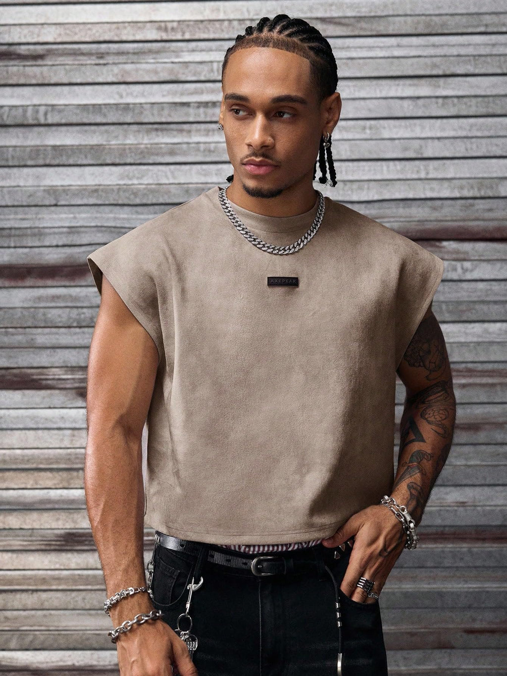 SHENHE Men's Letter Embossed Cropped Tank Top Y2k Sleeveless Crewneck Street Shirts Brown Large