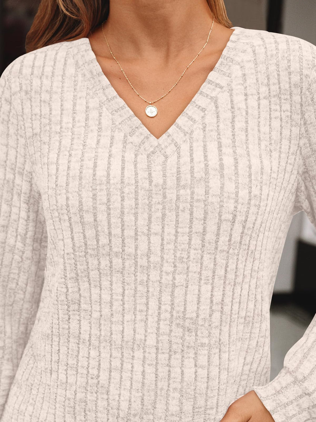 AUTOMET Womens V Neck Long Sleeve Shirt Fall Fashion Tops Tunic Dressy Casual Sweater Clothes Cute Trendy Work Outfits 2026 Apricot L