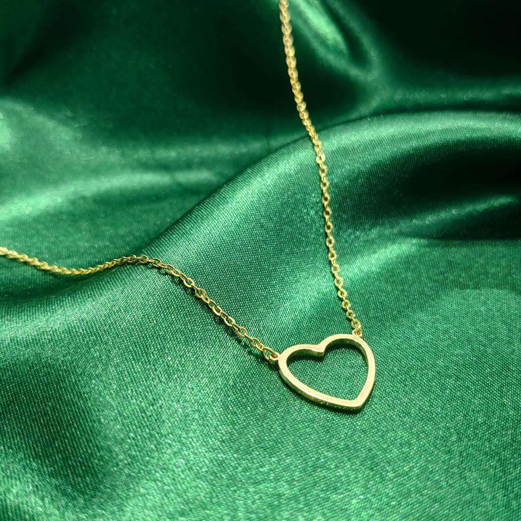 Zeffy Heart Necklace for Women - Dainty 14K Gold Plated Cute Open Heart Pendant Necklaces Simple Gold Choker Necklace Trendy Gold Jewelry for Women Valentines Day Gifts