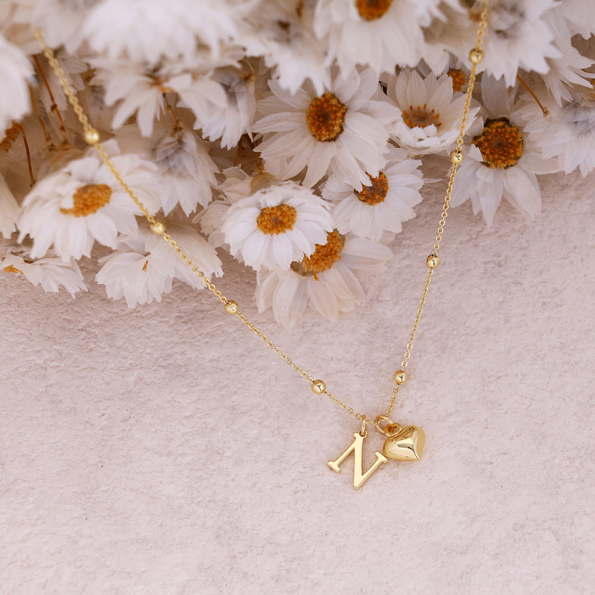 SELSHELetter Necklace for Women,Dainty Gold Initial Necklace 14K Gold Plated Cute Heart Initial Necklaces for Women Trendy Personalized Name Necklace Non Tarnish Gold Pendant Necklace Gold Jewelry