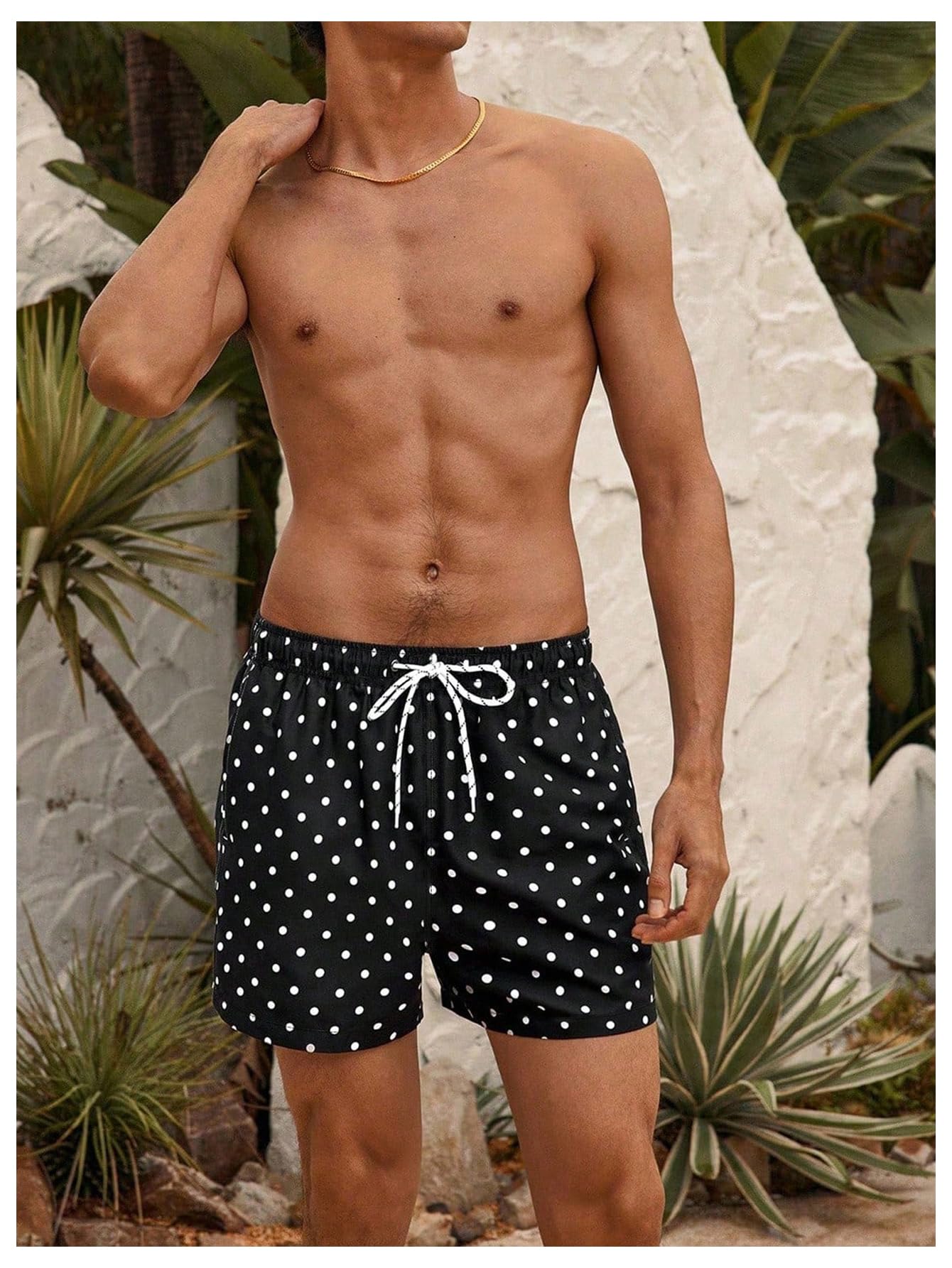WDIRARA Men's Polka Dots Swim Trunks Drawstring Waist Beach Vacation Board Shorts with Pockets Black and White XX-Large