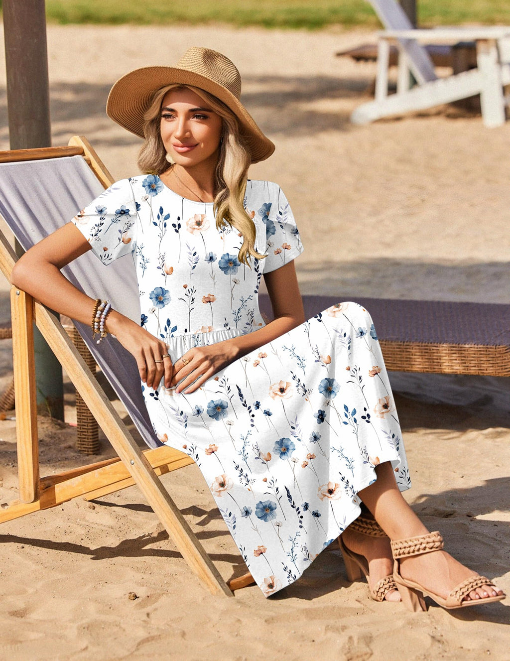 Zeagoo Ladies Summer Dresses Short Sleeve Flowy Round Neck Bohemian Beach Dress White Floral S
