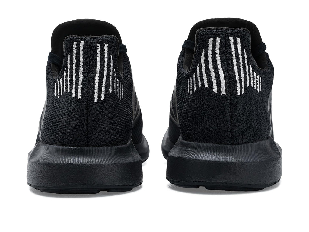 adidas Womens Swift Run Core Black/Core Black/Wonder Quartz 6.5