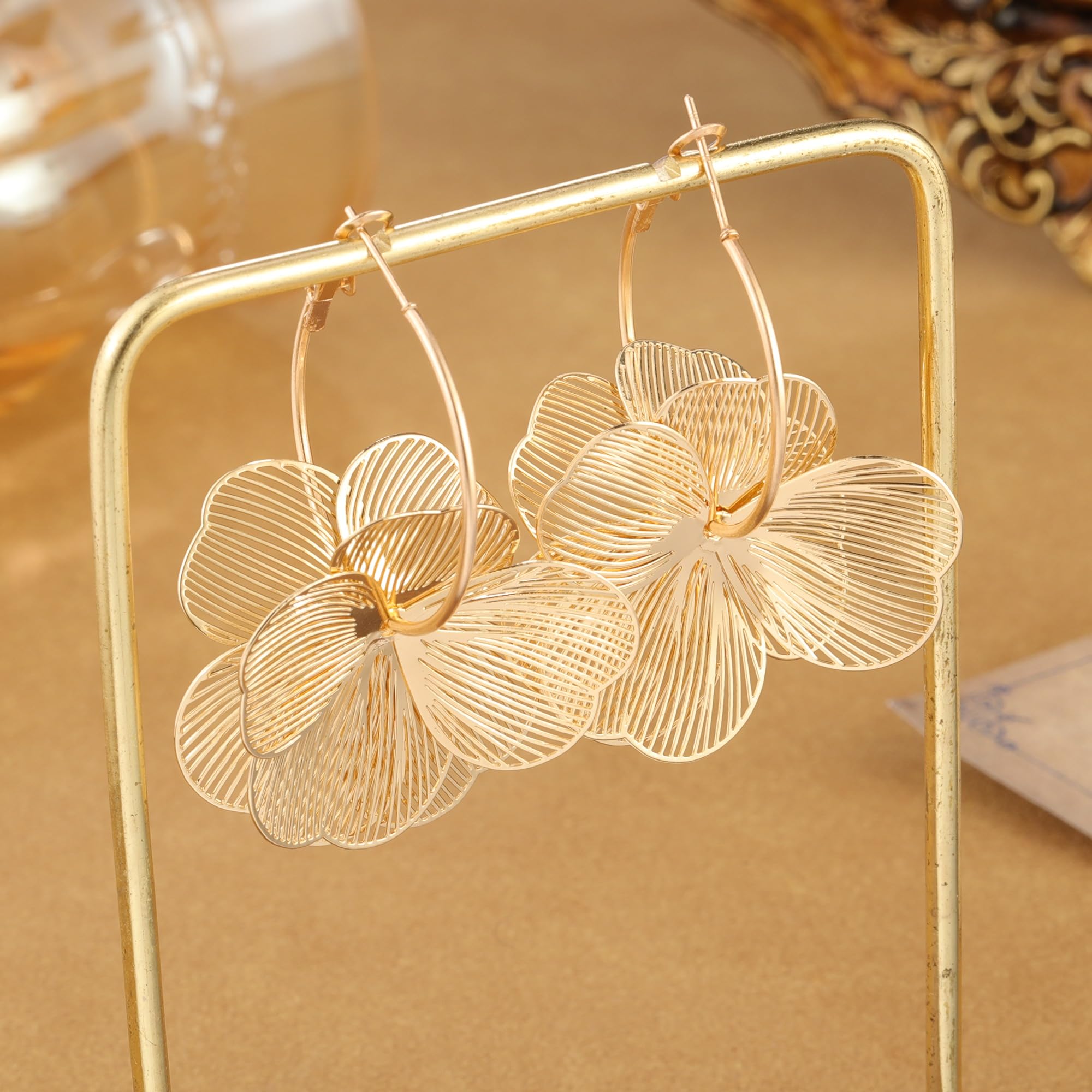 Dangle Flower Earrings for Women Statement Trendy Hoop Earring Floral Drop Earrings Jewelry (Gold)