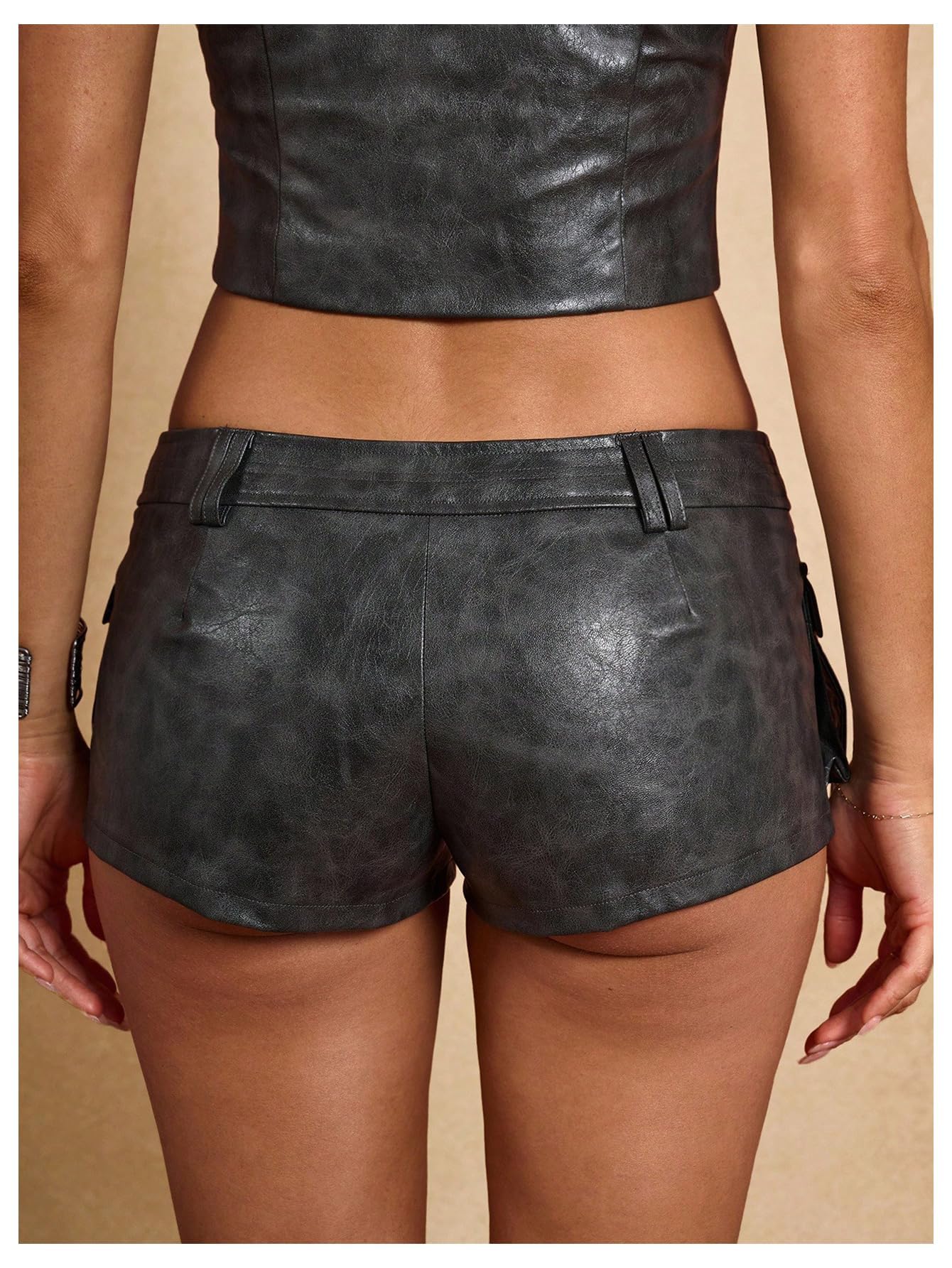WDIRARA Women's Faux Leather Skinny Micro Shorts Y2k Low Rise Cargo Shorts Party Rave Clubwear Dark Grey Small