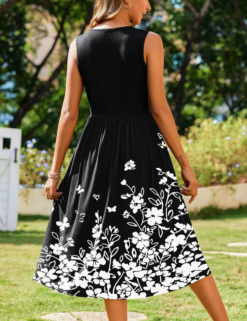 Zeagoo Dresses for Women Summer Sleeveless Tank Midi Casual O-Neck Floral Aline Loose Dress with Pockets Boho Beach Sundress