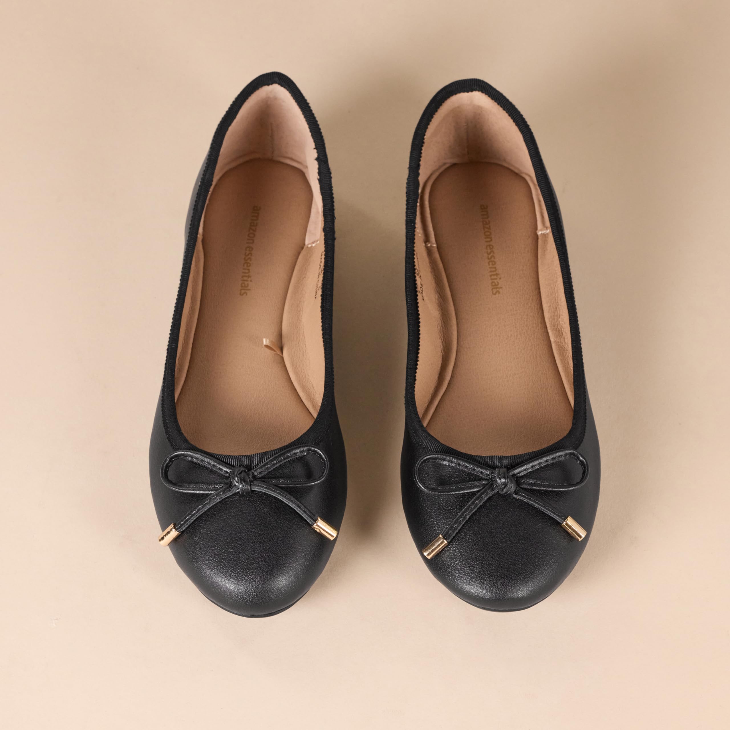 Amazon Essentials Women's Comfortable Round Toe Ballet Flats with Bow, Black, 12