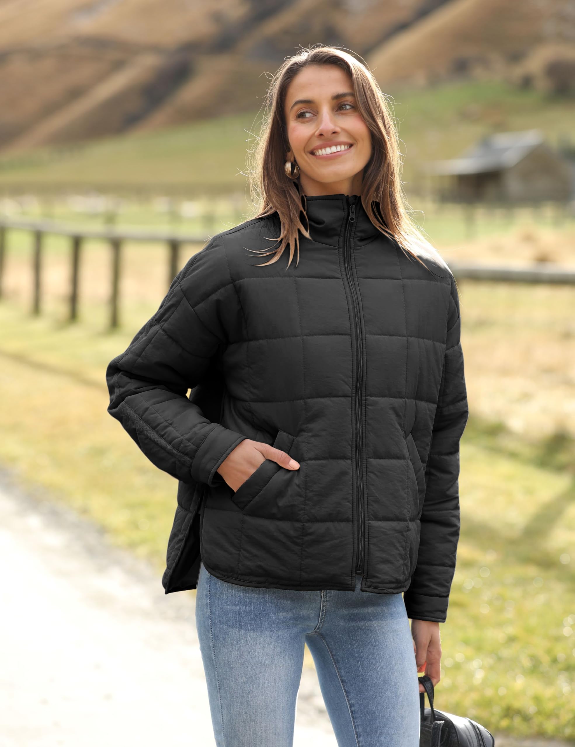 Bianstore Women's Oversized Splice Quilted Lightweight Puffer Jacket Casual Padded Coat(Black-Medium)