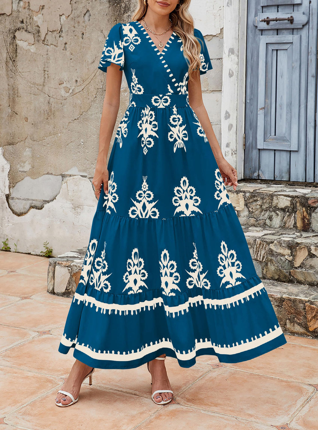 PRETTYGARDEN Womens 2026 Summer Casual V Neck Boho Maxi Dress Flowy Aline Bell Sleeve Tiered Floral Dresses with Pocket (Floral Lake Blue White,XX-Large)