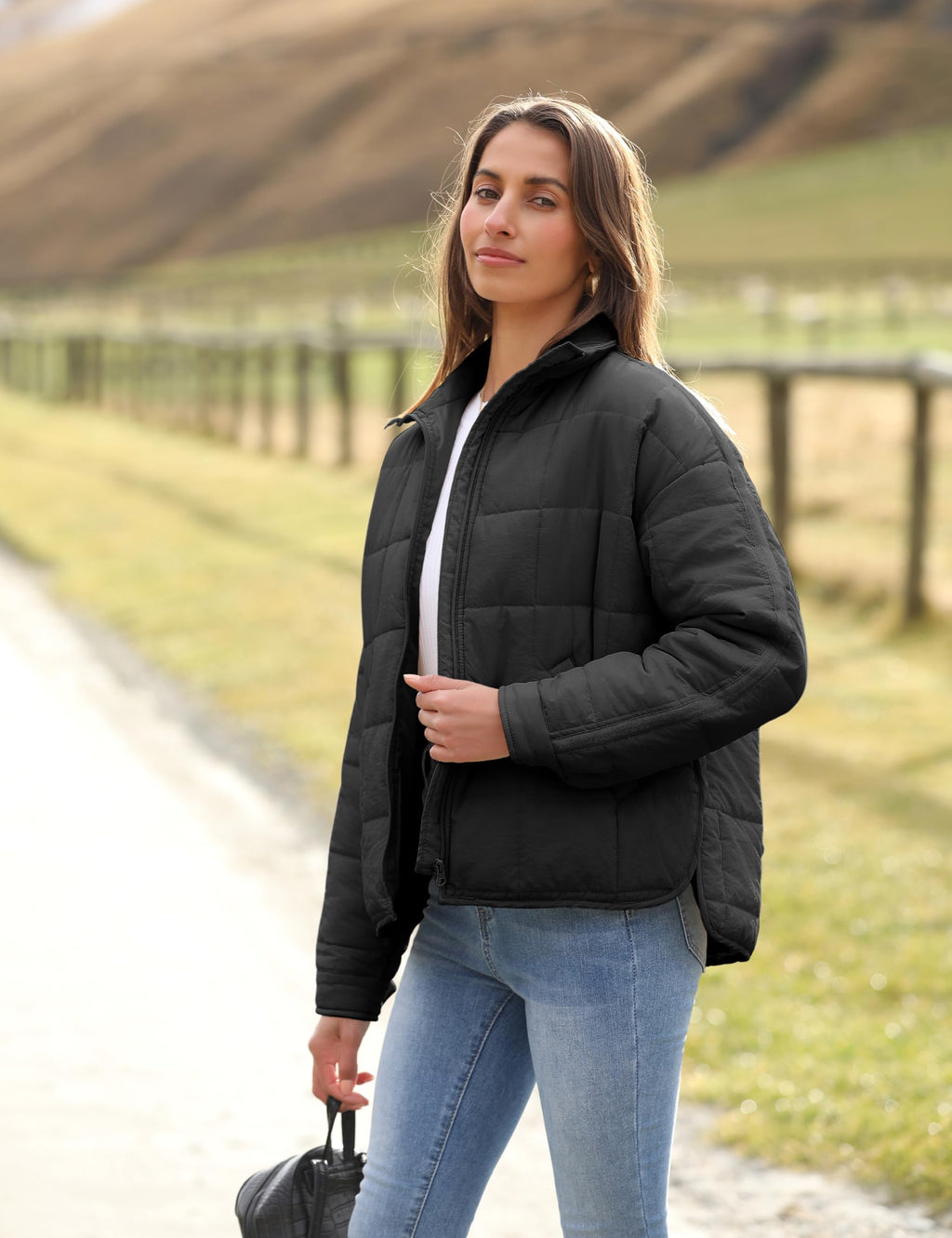 Bianstore Women's Oversized Splice Quilted Lightweight Puffer Jacket Casual Padded Coat(Black-Medium)