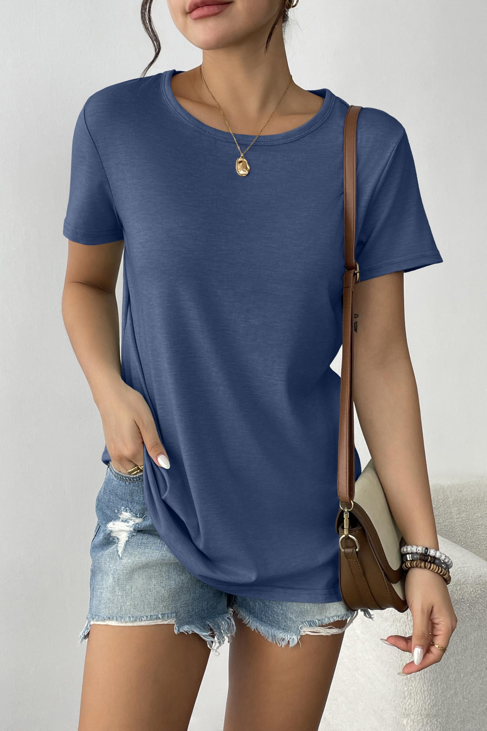Zeagoo Workout Tops Short Sleeve Shirts for Women Trendy Basic Tees Fitted T Shirts 3 Pack Crewneck Fashion Outfits 2026