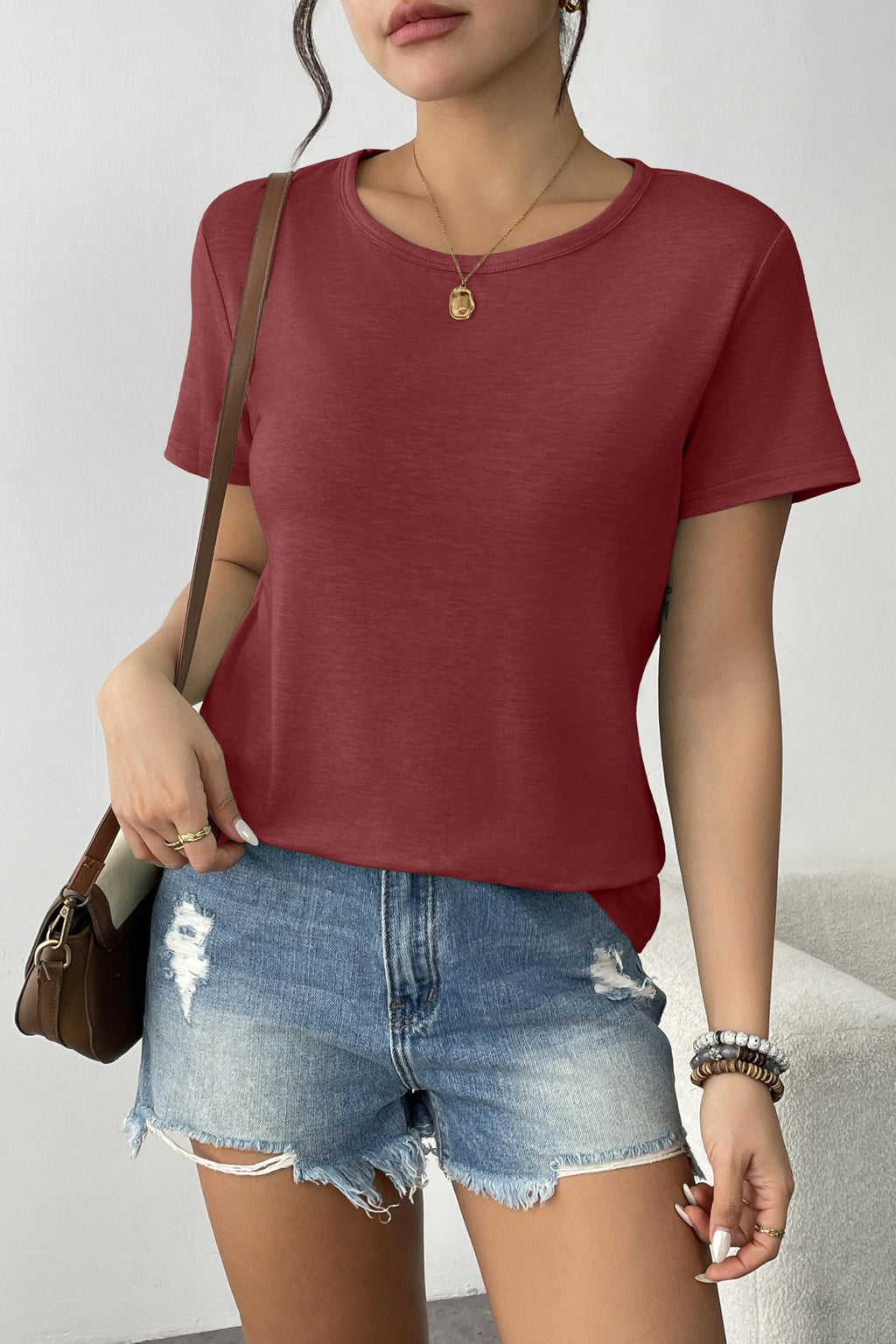 Zeagoo Workout Tops Short Sleeve Shirts for Women Trendy Basic Tees Fitted T Shirts 3 Pack Crewneck Fashion Outfits 2026