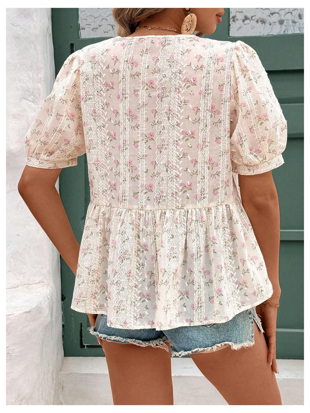 WDIRARA Women's Floral Print Bow Tie Front Blouse Puff Short Sleeve Round Neck Peplum Babydoll Shirt Pink Floral Small