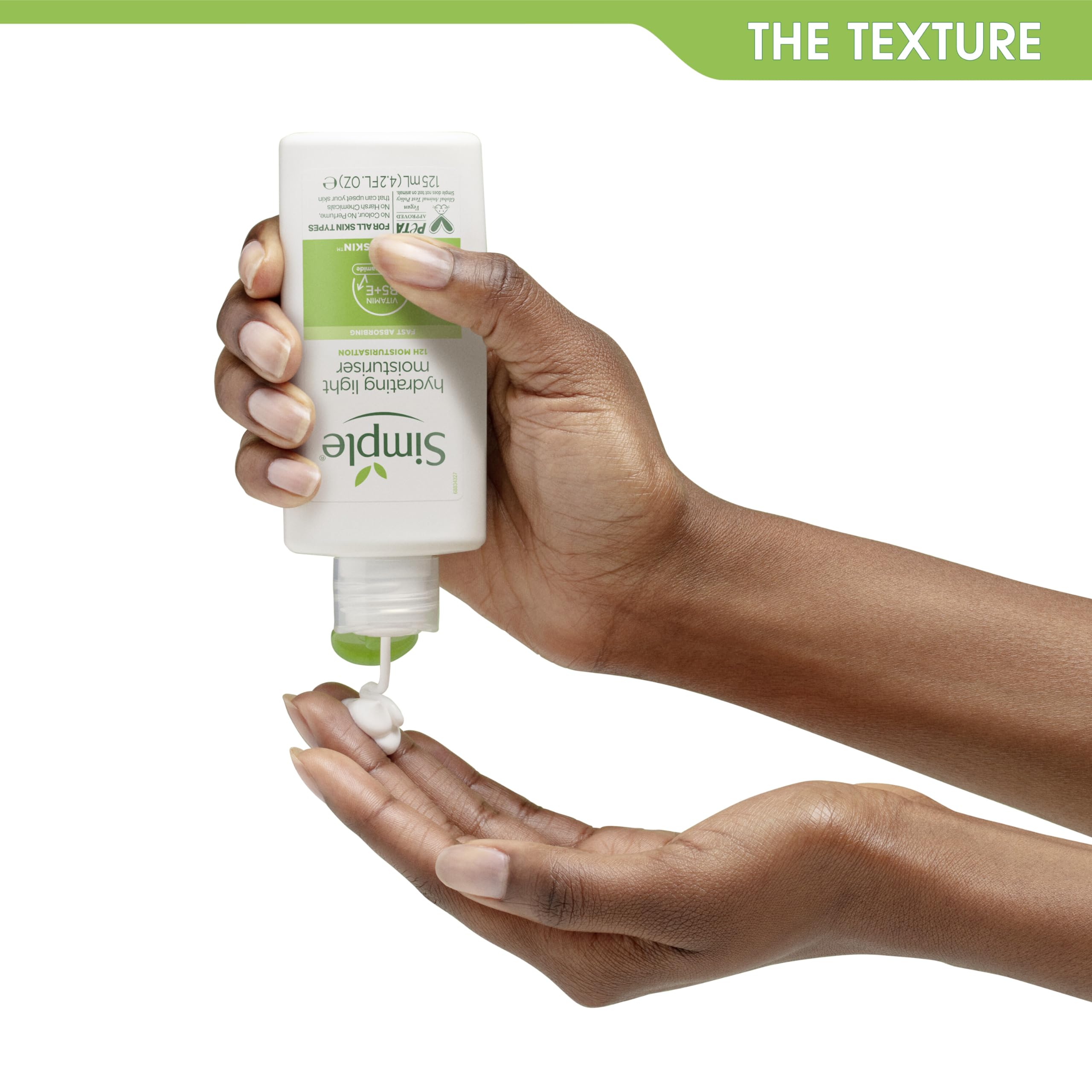 Simple Kind to Skin Hydrating Light Moisturiser Skin Care Product with Pro-Vitamins B5 and E for 12-Hour Moisturisation 125 ml
