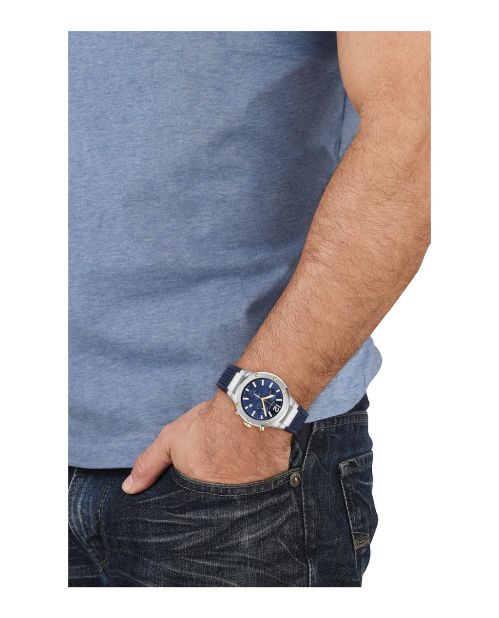 Ferragamo F-80 Chrono Collection Luxury Mens Watch Timepieces with a Black Strap Featuring a Stainless Steel Case and a Blue Dial