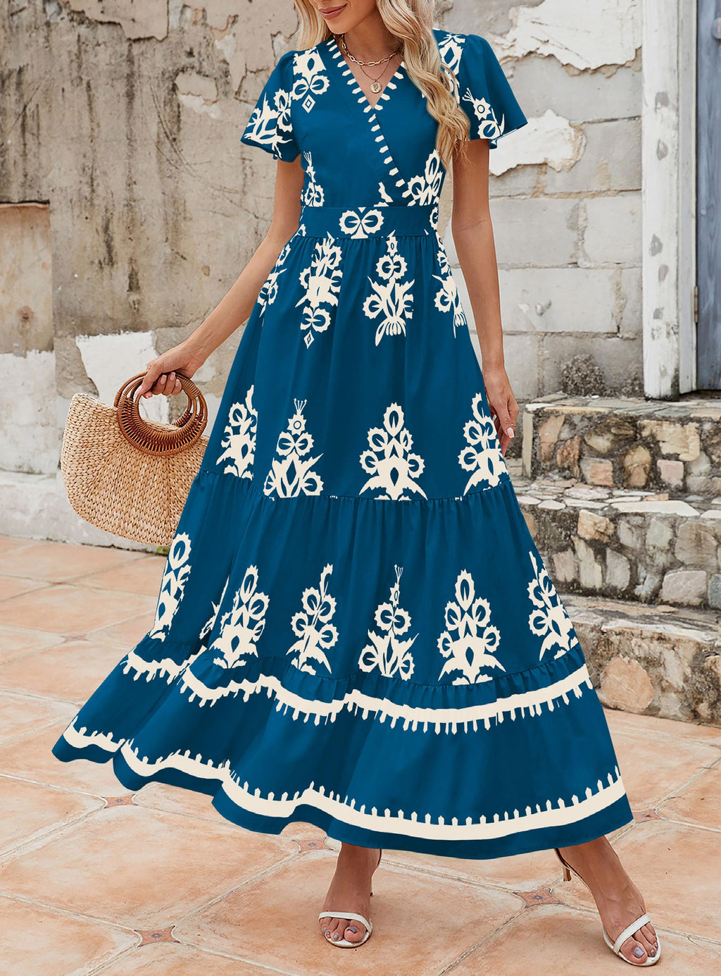 PRETTYGARDEN Womens 2026 Summer Casual V Neck Boho Maxi Dress Flowy Aline Bell Sleeve Tiered Floral Dresses with Pocket (Floral Lake Blue White,XX-Large)