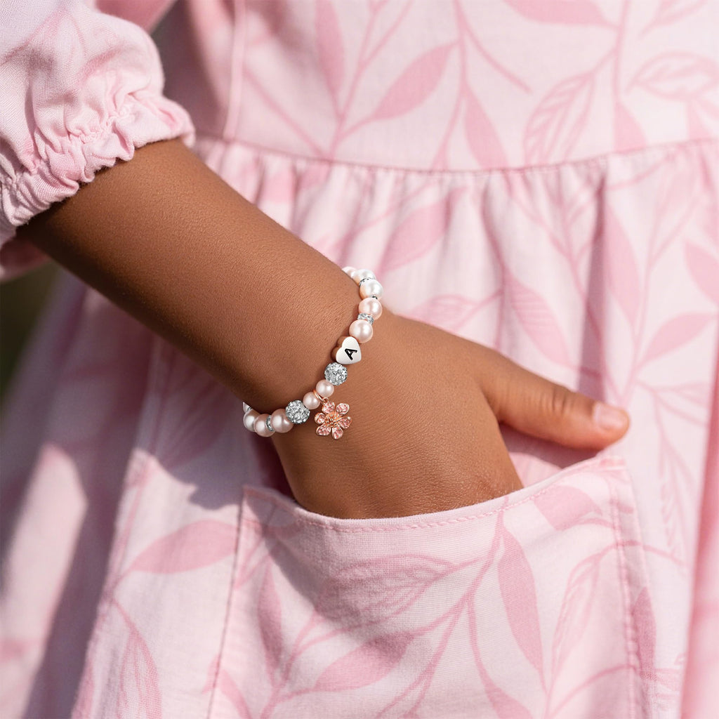 MONOOC Gifts for Kids Girls - Heart Initial Bracelets for Girl Gift Ideas, Letter M Adjustable Beaded Bracelet for Kids Jewelry, Flower Girl Gift Bracelet Birthday Gifts for Girls Kid