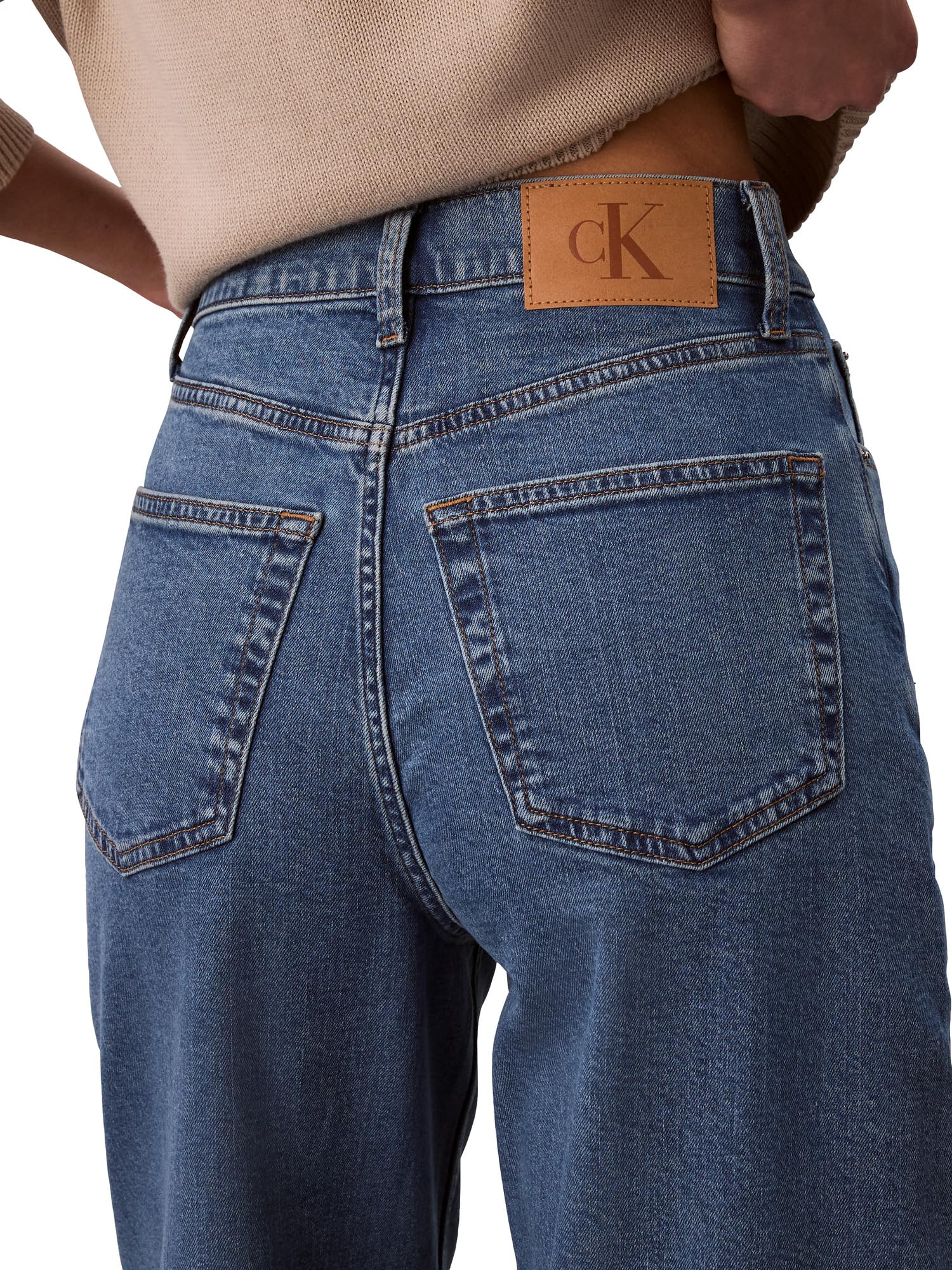 Calvin Klein Women's Barrel Fit Jeans