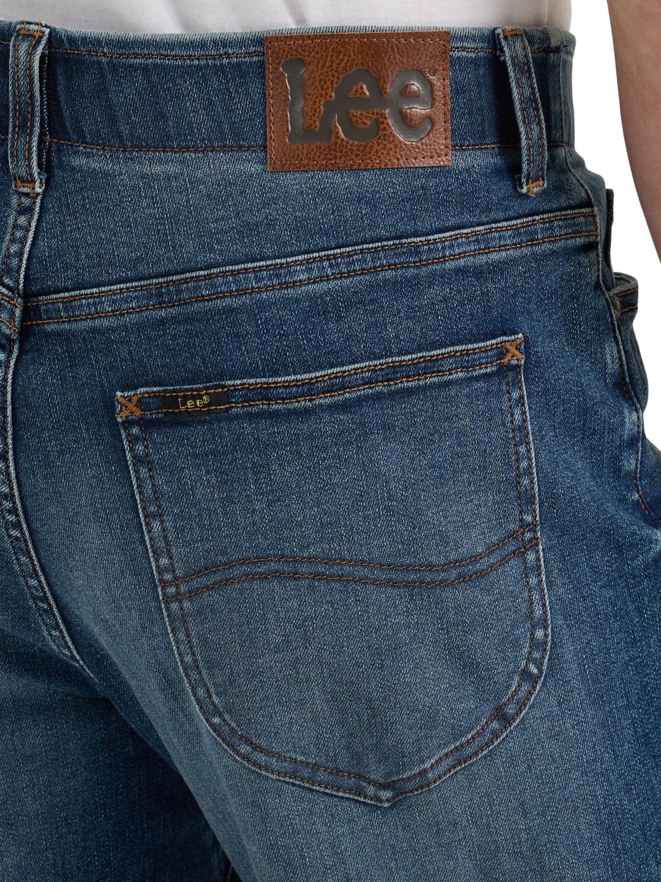 Lee Men's Extreme Motion Relaxed Straight Jean Warrior 40W x 30L