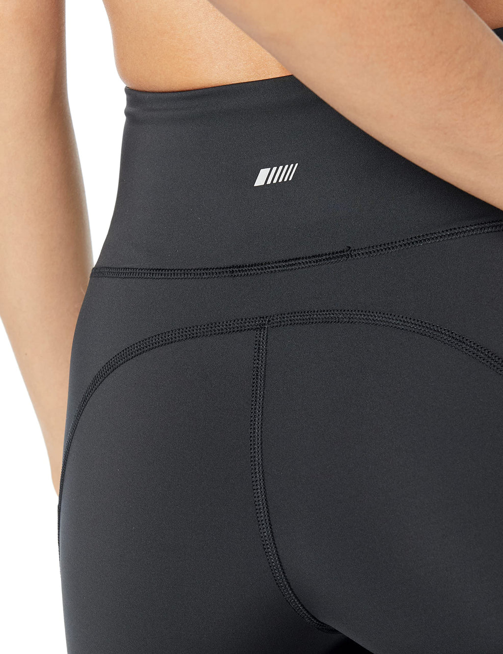 Amazon Essentials Women's Active Sculpt High Rise 7 Bike Shorts with Pockets, Black, M