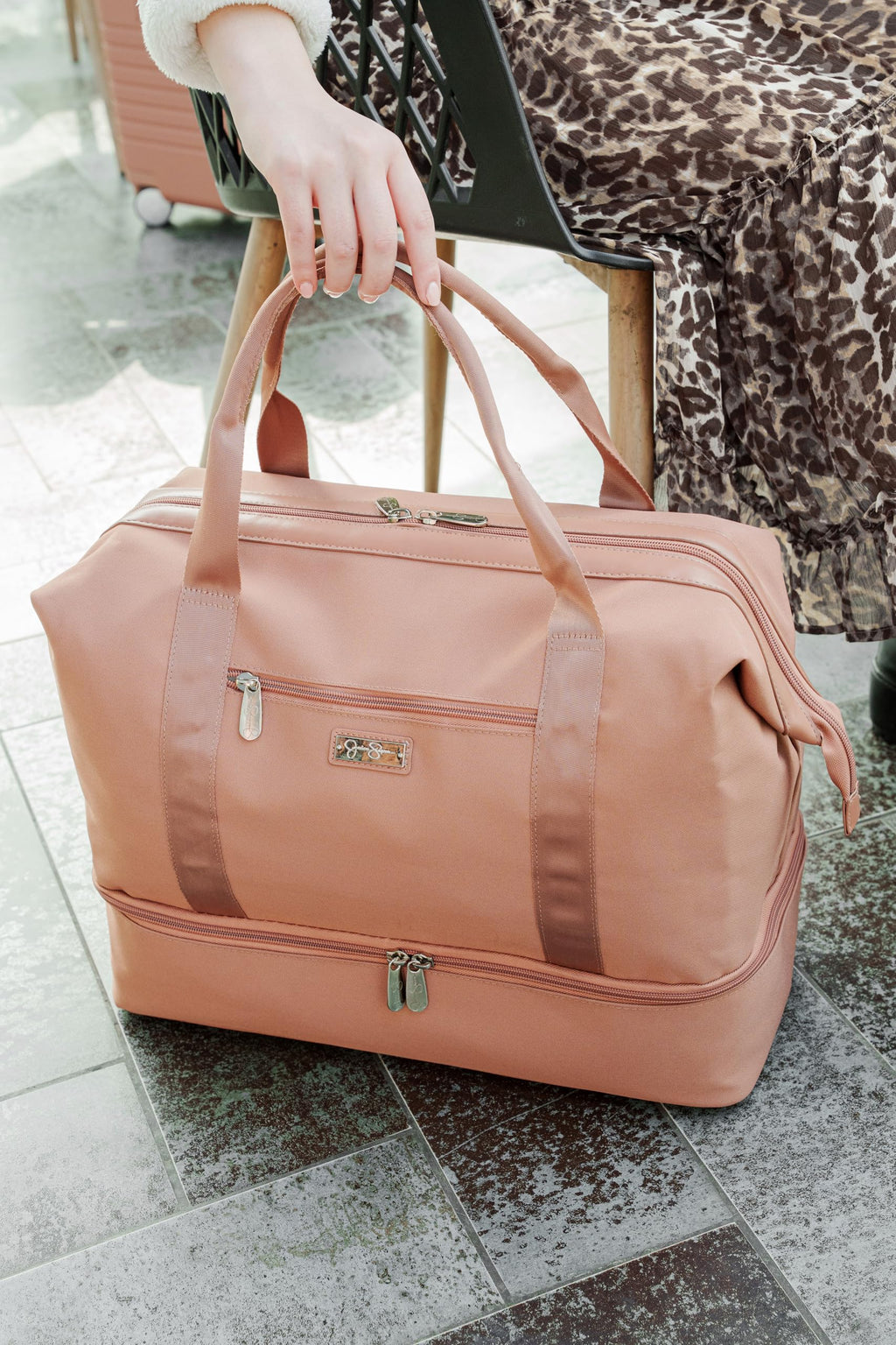 Jessica Simpson Countryside Weekender Duffel 100% Polyester Drop Bottom Bag, Mocha Mousse